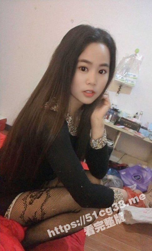 贵州极品反差骚母狗 王静宜 有种八十年代气质御姐的感觉 表面御姐背地淫荡骚货 超会摆姿势-51吃瓜网