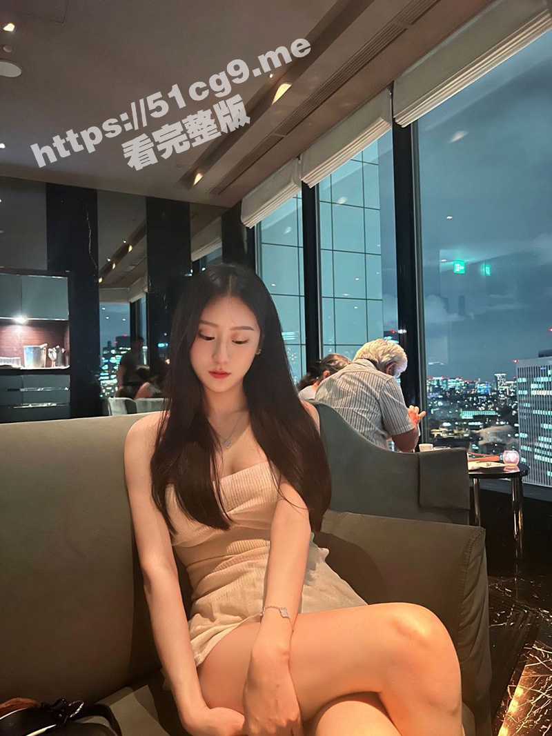 高颜值女神约炮泄密！约炮高富帅鲜肉 身材和颜值都超赞 帅哥鸡巴不够长妹子还主动张开大腿！ - 51吃瓜网-51吃瓜网