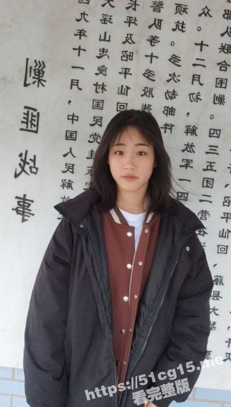 台湾清纯学生妹 没想到私下竟如此风骚反差 如此年纪就是一条小母狗 被主人调教 小穴真的好嫩！ - 51吃瓜网-51吃瓜网