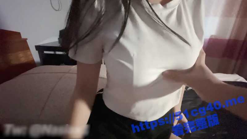 反差小淫娃 巨乳学妹 小巨 非让我把套摘了 白虎一线天馒头粉穴相当反差-51吃瓜网