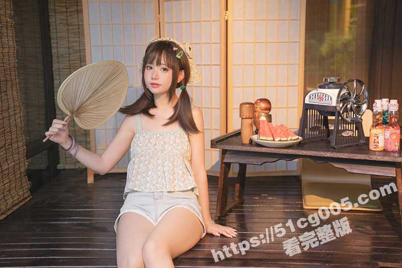 高端ACG业界女神 爆机少女喵小吉限定版 小吉的小镇生活 超欲的脸谁能抗住啊-51吃瓜网