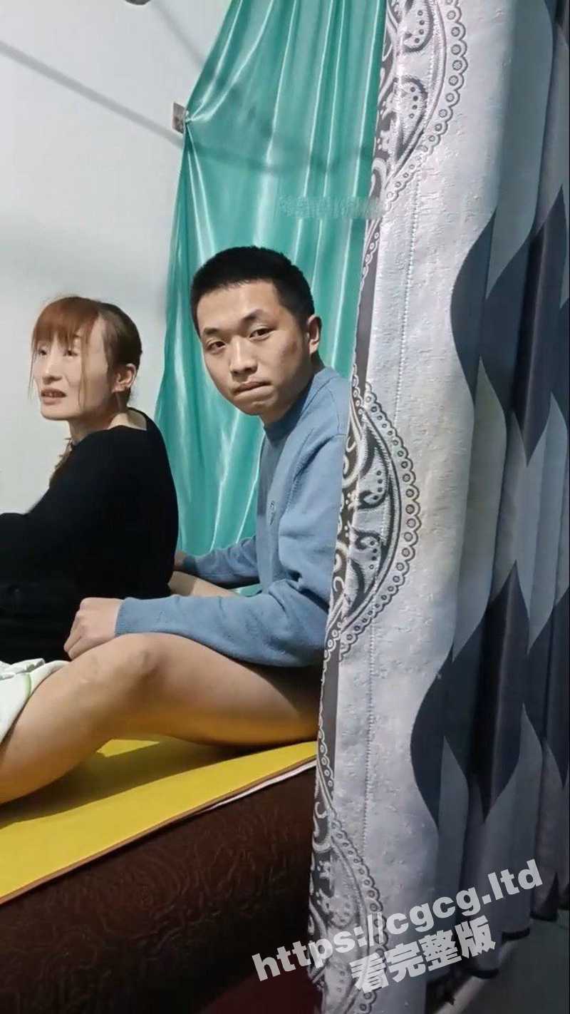 小伙按摩店嫖娼 骨感的小姨骚骚的淫穴 偷拍被发现死活不让我操了 只能硬着鸡巴操！ - 51吃瓜网-51吃瓜网