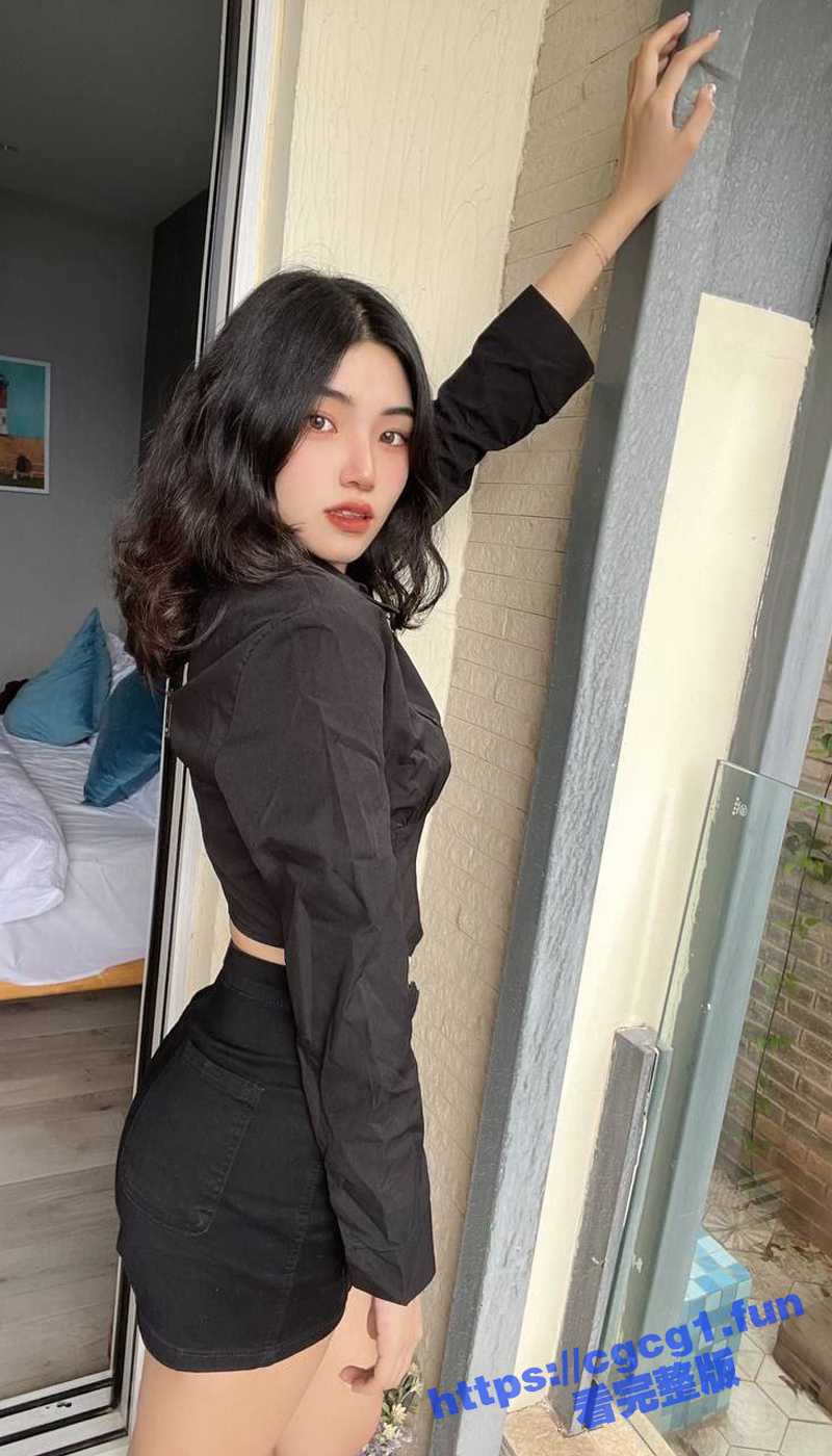 极品反差母狗 李晓菲 男友出国 自己滥交约炮被曝光 据说一顿海底捞就能颜射！ - 51吃瓜网-51吃瓜网