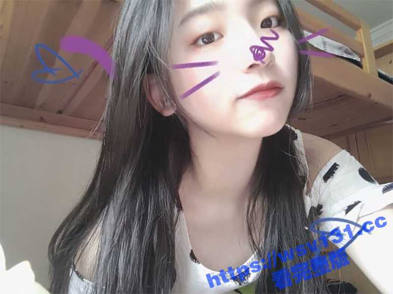高颜值眼镜学生少女 清纯的长相床上很骚 性爱自拍美臀无套后入 操到吐舌头呻吟-51吃瓜网