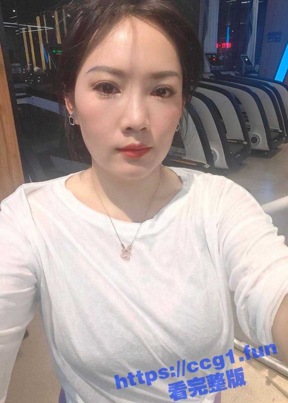 云南昆明35岁单身离异少妇 王佳莉 遭前夫曝光每天浓妆艳抹的下海做兼职 连自己的侄儿都不放过！-51吃瓜网