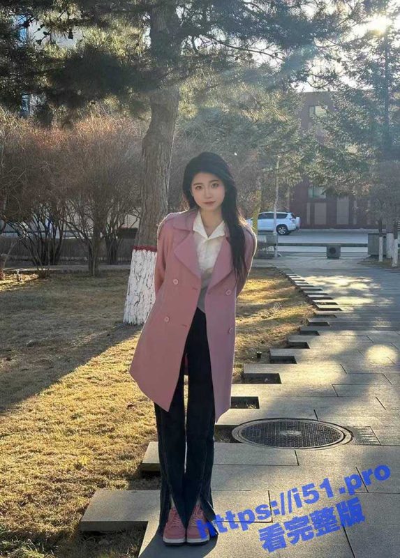 吉林白城医专女学生 因送礼不满意被导员针对 带病出早操猝死 家属带遗像讨说法 被警察强行抢走-51吃瓜网