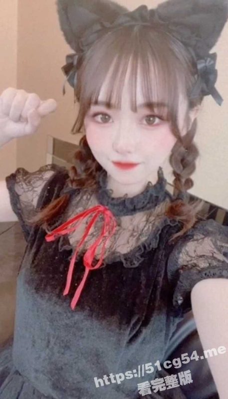 FC2超高质量妹子流出 无敌甜美粉嫩学生妹 嫩的都快出水了！穿上JK黑丝被爆操！-51吃瓜网