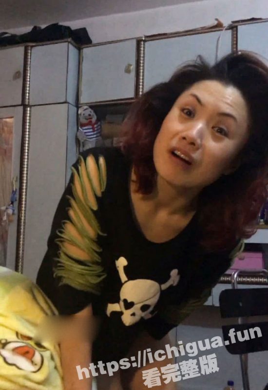 东北熟女大姐和网约的年轻小相好在家偷情做爱！“就和别人干过一次”搞笑对白完美露脸!-51吃瓜网