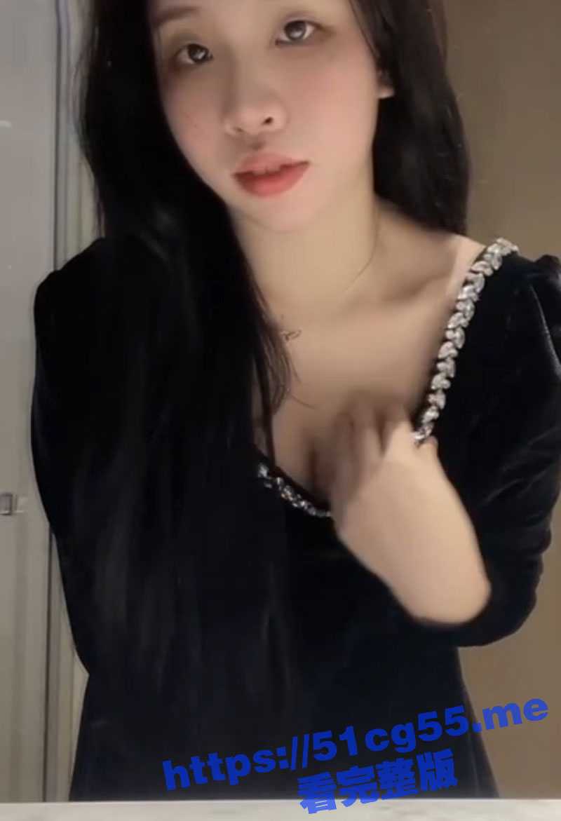 海南师范大学巨乳嫩妹 陈清慧 继裸贷风波后这次直接就卖淫捞金了 用手指抽插嫩穴享受高潮！ - 51吃瓜网-51吃瓜网