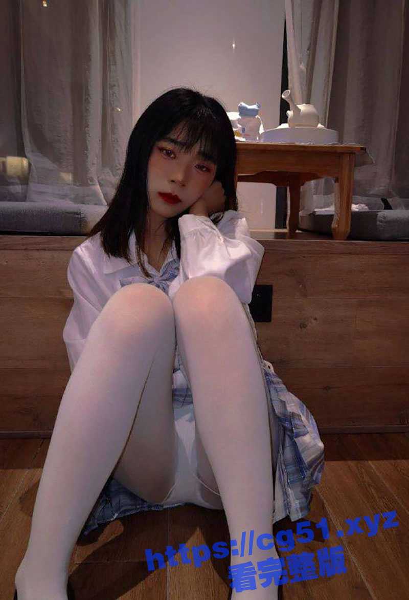 长沙极品反差00后美腿学生嫩妹拍摄私房照后 被摄影师勾搭成功上垒内射！ - 51吃瓜网-51吃瓜网