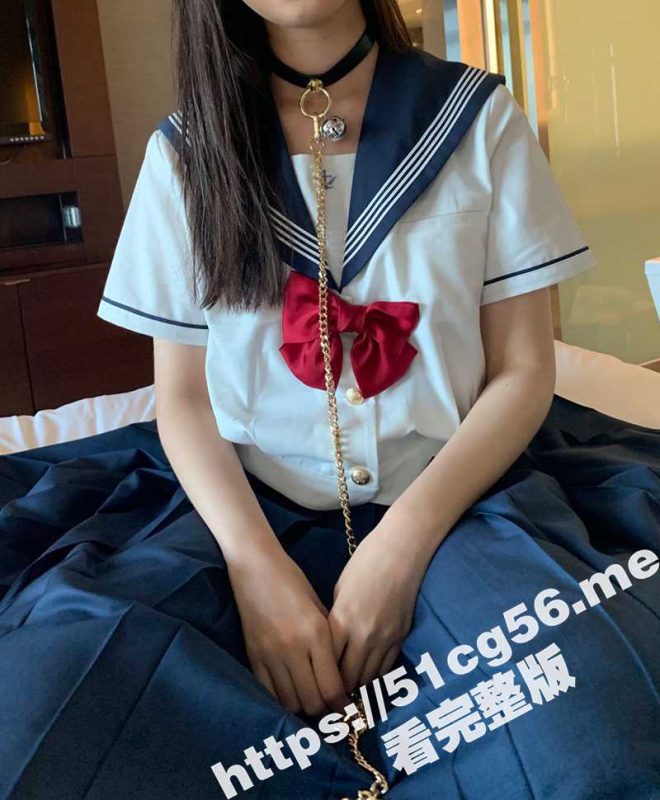 瓜友投稿自己包养的JK白虎小母狗 每天就是踩在脚下各种玩 有钱人的生活就是这么的朴实无华-51吃瓜网
