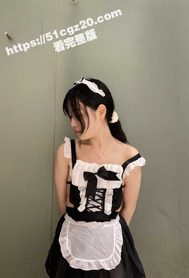 职校骚学妹被包养性爱视频流出 开档白丝尤物遭假屌玩穴 戴肛塞跪舔肉棒双洞齐开！ - 51吃瓜网-51吃瓜网