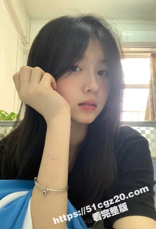 00后清纯学生妹 小玉米 自慰视频流出 穿着情趣女仆装卖浪发骚 跳蛋插穴淫水横流直冒白浆-51吃瓜网