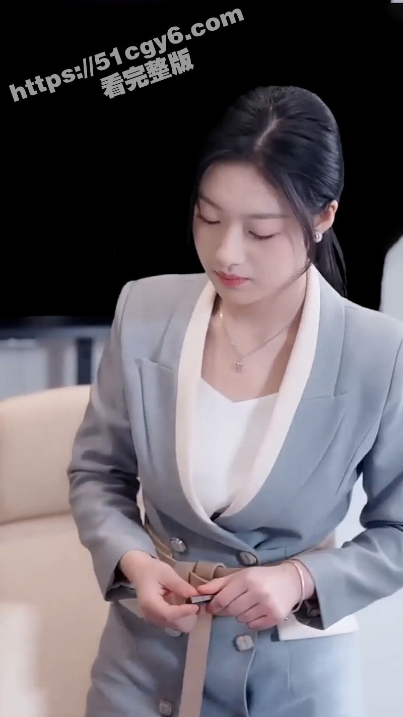 每日短剧《悔把榆木当玉珠》天才芯片设计师苏晴 却被养女苏玉珠窃取了她的心血 重生后苏晴觉醒决定反击！ - 51吃瓜网-51吃瓜网