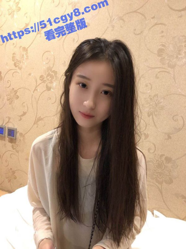 杭州高颜值美女 施芮雯 私拍泄密 极品尤物被调教成风骚母狗 扛起筷子腿爆操蝴蝶逼 全程娇喘不止！-51吃瓜网