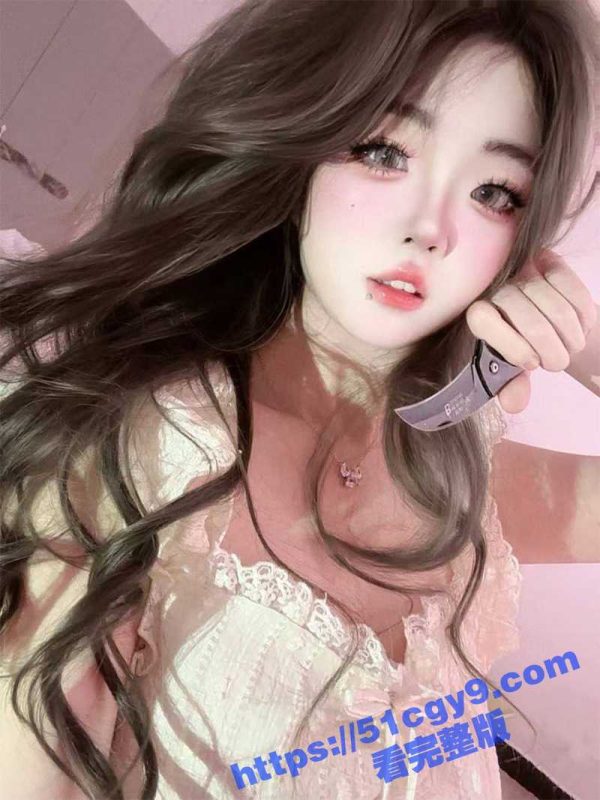 高颜值反差学妹自慰视频流出 蕾丝制服白丝诱惑 馒头骚穴敏感多汁！-51吃瓜网