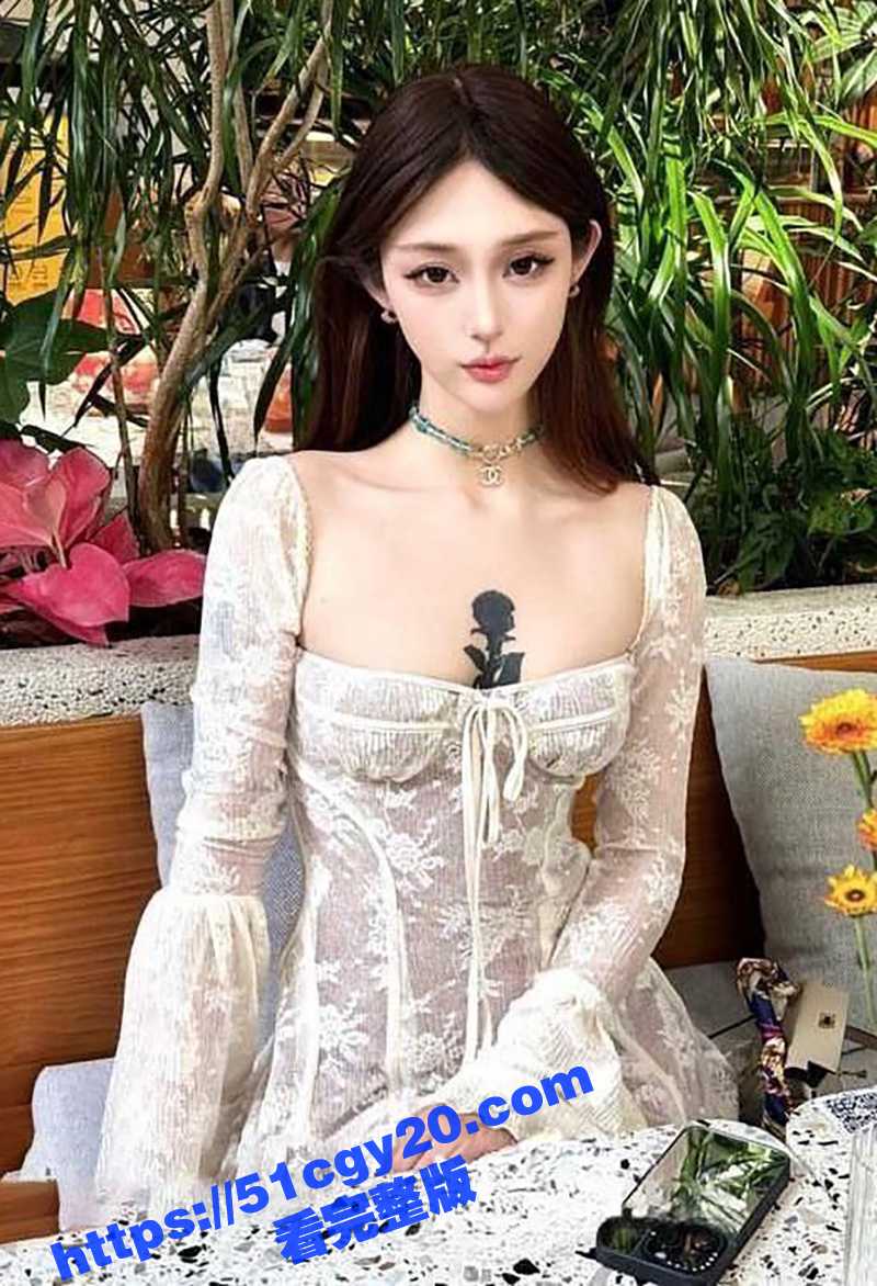 极品大学生女神 不雅视频泄露 超高颜值火辣身材 跪地舔屌口技炸裂！ - 51吃瓜网-51吃瓜网