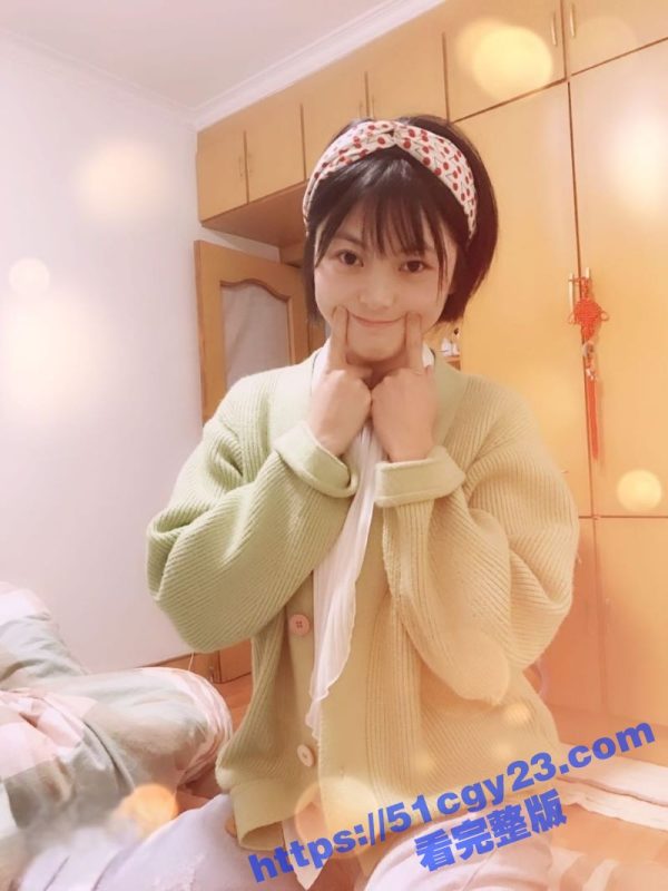 青岛物业经理 刘嘉莉 与绿帽男友日常性爱视频第二弹 激情3P香艳无比 火爆视频再掀高潮！-51吃瓜网