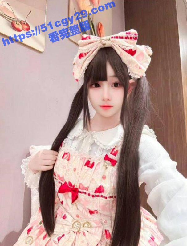 天津财经大学萝莉学妹 田心语 情窦初开饥渴难耐 520与富二代约会后被开发双穴！-51吃瓜网