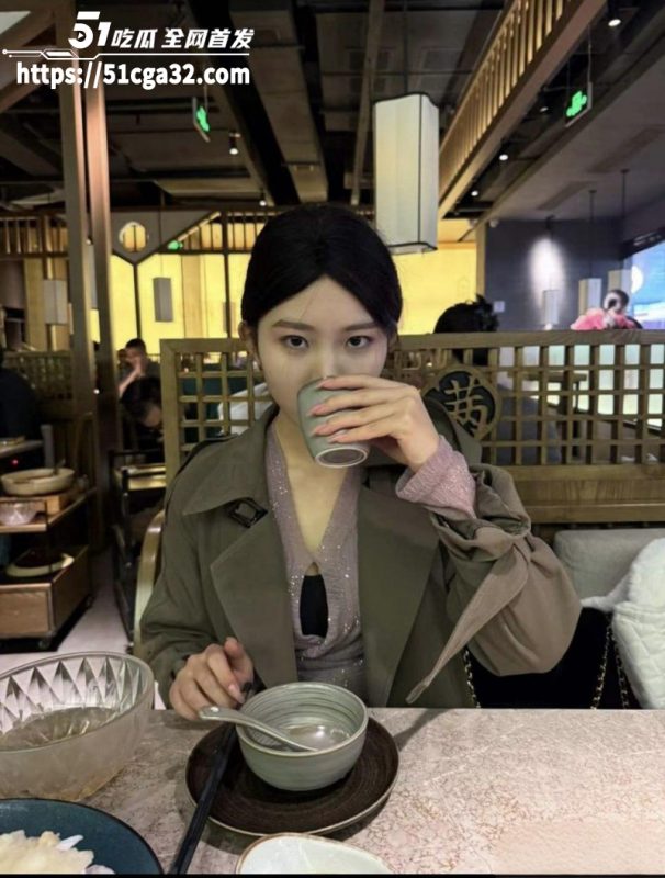 江苏淮安护理职业学校 秦雅琪 痴迷网恋撩骚 被炮友曝光不雅私拍 肥臀美乳娇艳欲滴！-51吃瓜网