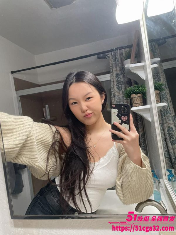 日籍反差女大学生 杰西 私拍视频流出 丰乳肥臀性感母狗 骑乘假屌淫骚自慰！-51吃瓜网