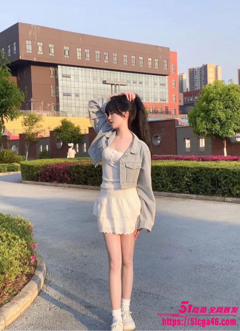 贵州大学校花 沦为富二代胯下的母狗 极品颜值小仙女 被各种调教无套爆操内射 娇媚浪叫酥麻入骨！ - 51吃瓜网-51吃瓜网