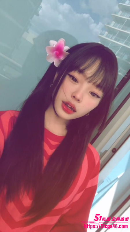 Tiktok超火菲律宾女孩 不雅视频泄漏 清纯少女大胆展示坚挺美乳 对着镜头抽插做爱 画面极具诱惑!-51吃瓜网