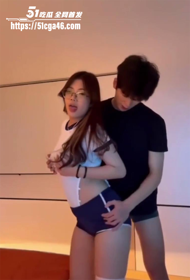 高颜值情侣性爱自拍流出 大奶翘臀被体育生男友猛干 完美露脸骚浪淫语不断 连射四炮不停歇！ - 51吃瓜网-51吃瓜网