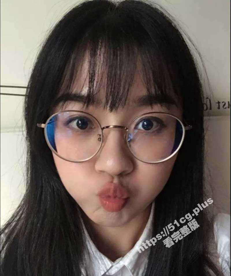 露脸反差婊曝光！00后反差母狗孙烁 主动求操求舔鸡巴 捆绑SM调教视频流出 - 51吃瓜网-51吃瓜网