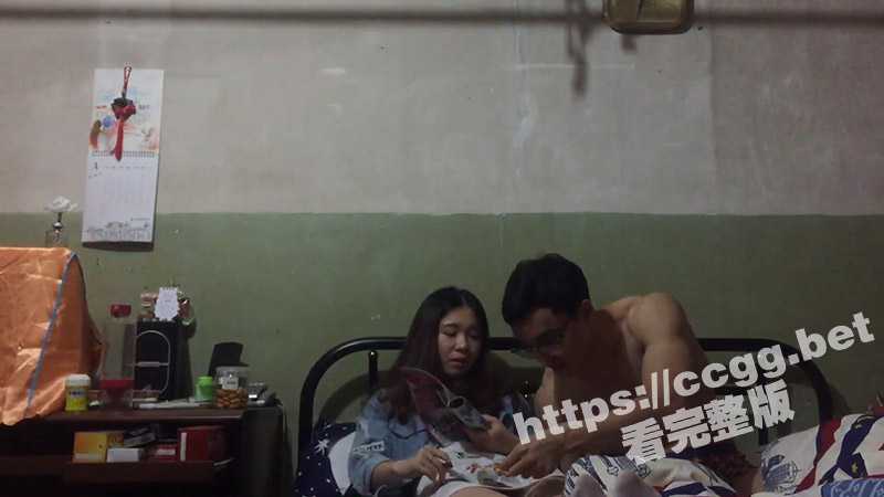 完美线条肌肉猛男约炮单位女同事 简陋出租屋啪啪 干到她表情疼苦大声呻吟！-51吃瓜网