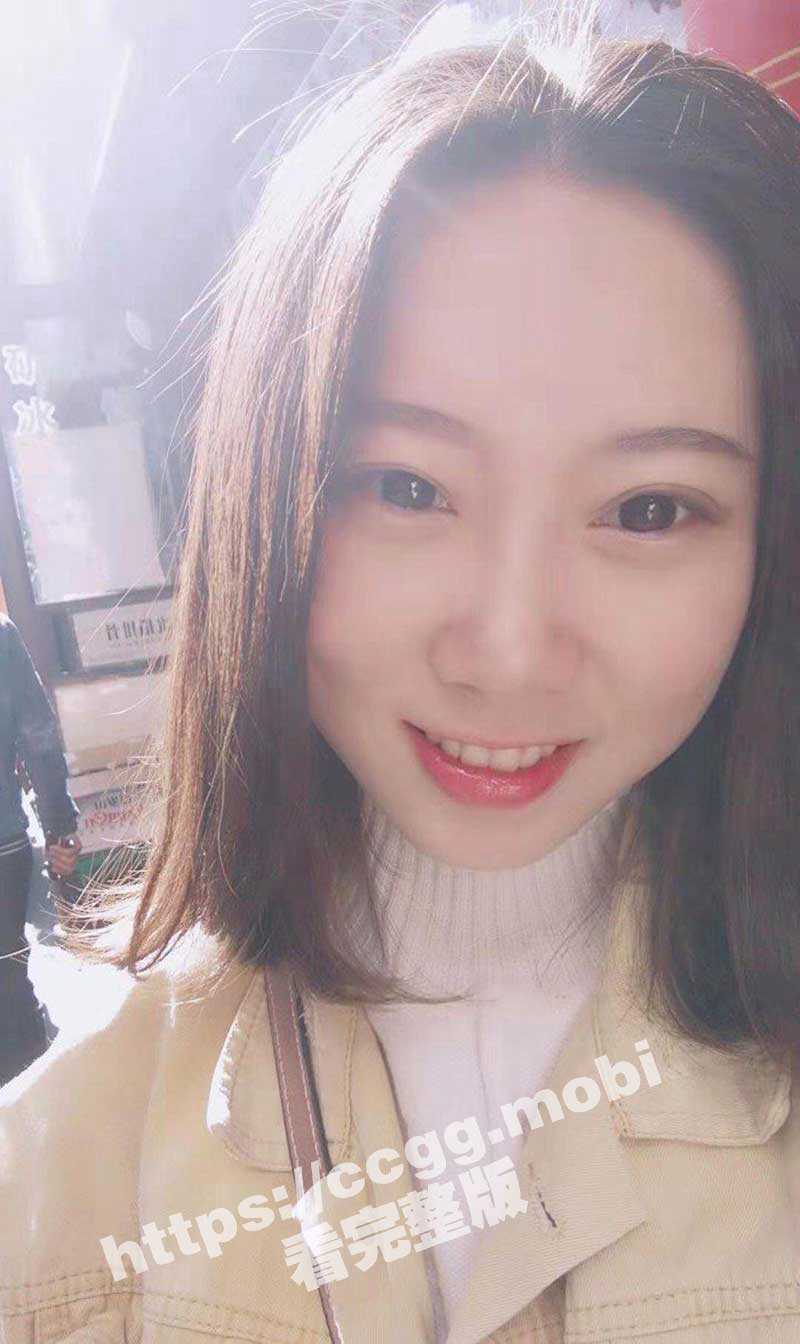 喜欢扮演挨操小女警的极品大三巨乳女友 被男友操的嗷嗷叫 小穴户型很好看 - 51吃瓜网-51吃瓜网