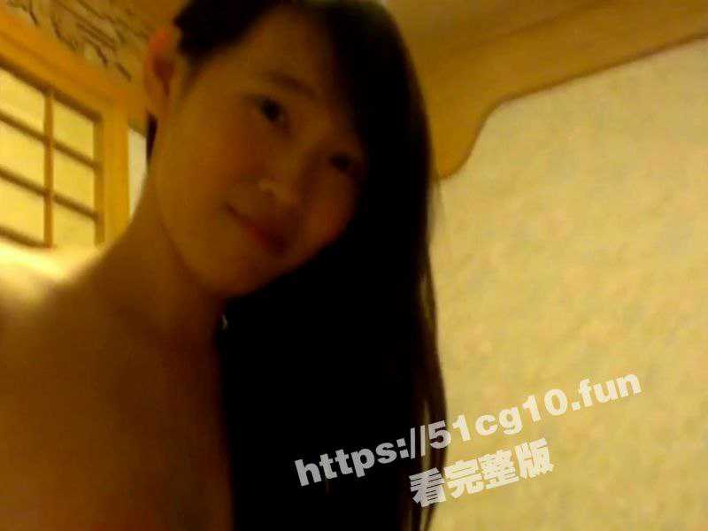 弯屌干粉逼！美女小护士和帅气男医生宾馆开房 男医生弯屌干粉逼 美女护士受不了躲开后又被指奸！-51吃瓜网