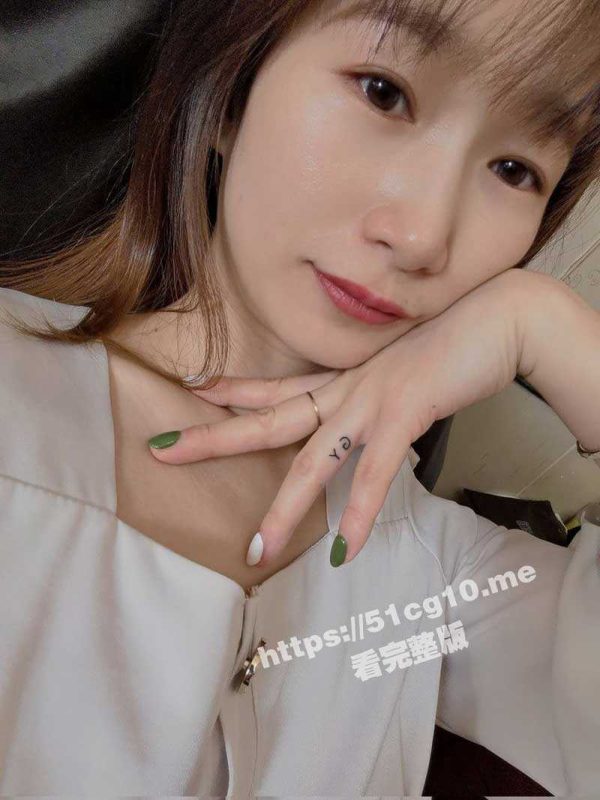 妈妈我要学摄影！太原导购「申丹丹」拍写真的已婚少妇被摄影师调教成母狗 玩腻了给别人操 摄影师是真的香-51吃瓜网