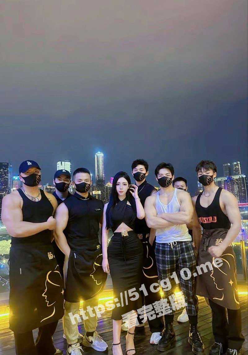 51吃瓜网独家！七夕狂欢节 重庆蓝爵炭烧餐酒吧 李萌萌小仙女1V7壮男！微博探店小博主竟是外网大网黄！最全合集视频来咯 - 51吃瓜网-51吃瓜网
