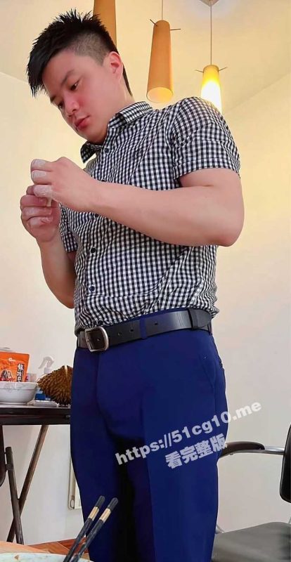 北京男同圈 GAY技师 王庆宝 男主打卡全程录像 男女通吃还有绿帽夫妻 讲述真实经历！-51吃瓜网