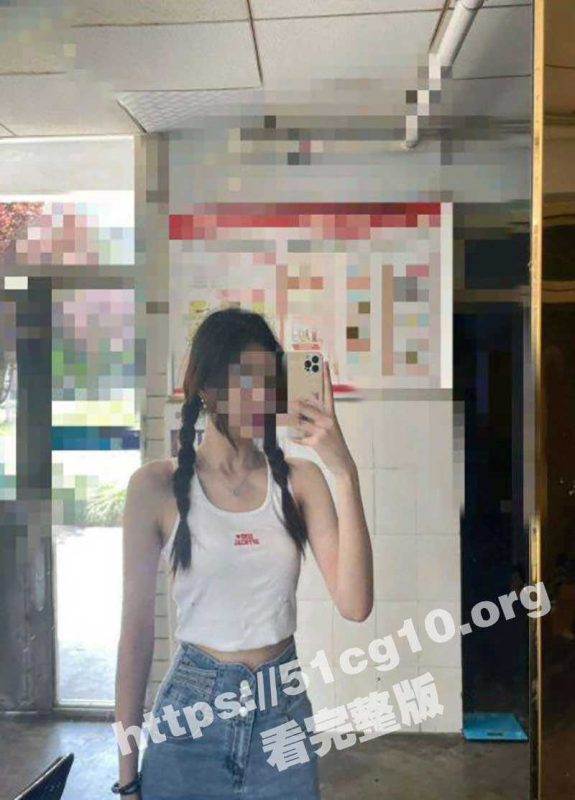 禽兽哥哥趁妹妹睡着后强行插入 强奸一奶同胞的亲妹妹 露脸无码只为真实-51吃瓜网