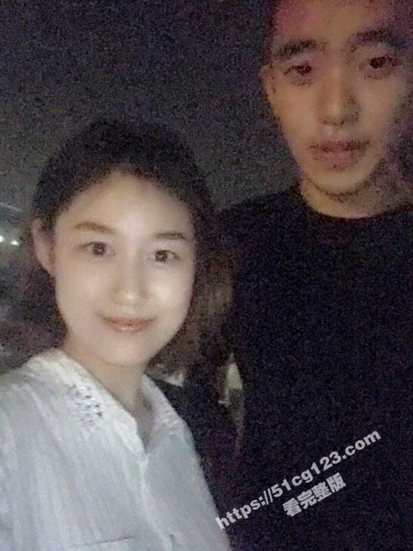 百度云泄露  俊男靓女 看似文静但是性爱非常狂野的G罩杯大奶女生 来回晃动真耀眼-51吃瓜网