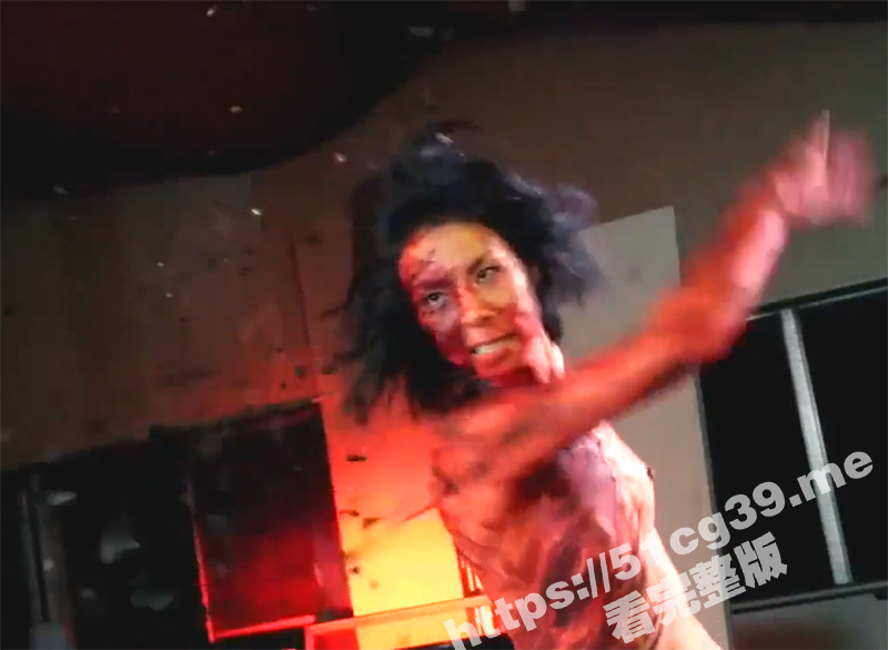 日本人真会玩 美女长出巨屌当武器 还能射精攻击  屌里还能藏刀 真是脑洞大开啊-51吃瓜网