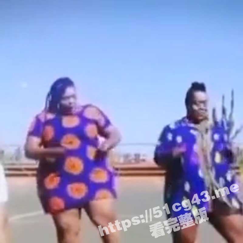 非洲部落 十个奇葩的习俗 世界之大无奇不有 以唇盘和肥胖为美的部落！！-51吃瓜网