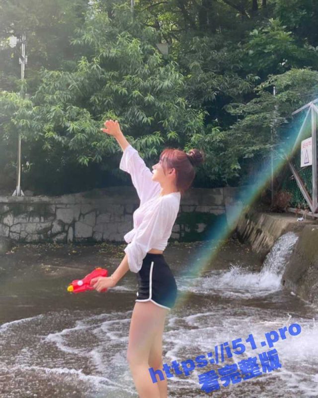 韩国外国语大学校花美女 金惠秀 私拍流出！自慰高潮失禁 被男友操到翻白眼吐舌头还不忘给镜头比个耶！-51吃瓜网