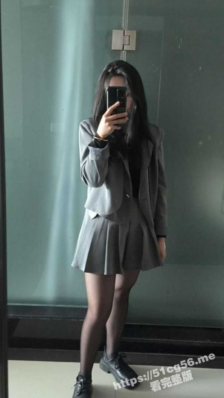 贵州酒水销售 赵雅菲出轨客户事件!性感漂亮的美女销售身穿黑丝为了业绩亲自上门服务!-51吃瓜网