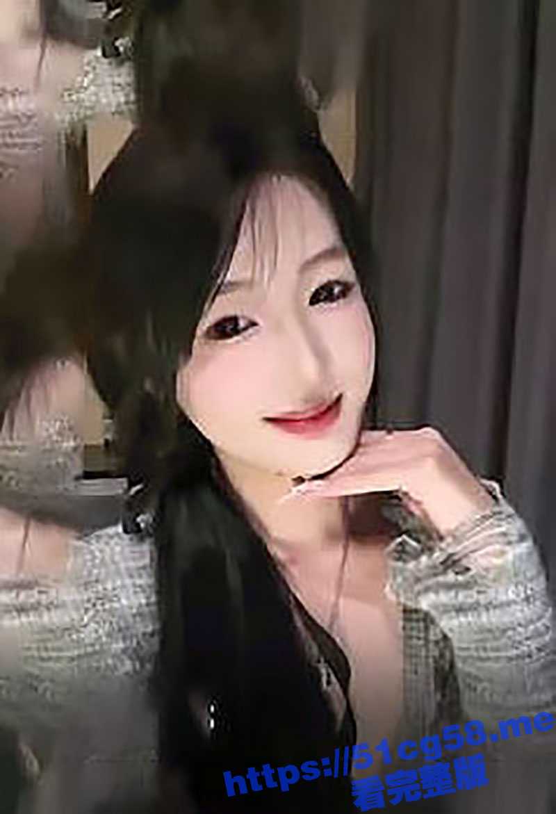 抖音清纯反差网红 uu1m 黑丝裸奶自拍流出 这样的极品小母狗也是十分的难得一见了！ - 51吃瓜网-51吃瓜网