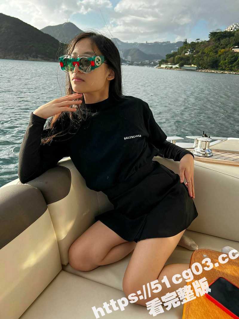 反差芭蕾舞舞蹈生 艳照和淫乱视频大泄密 眼镜妹加舞蹈生双重BUFF 果然够反差 - 51吃瓜网-51吃瓜网