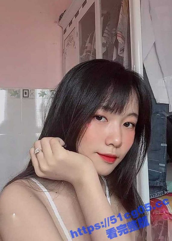 香港反差御姐女研究生 aibily 文凭越高 反差越大!完美露脸性爱视频全网泄密!-51吃瓜网