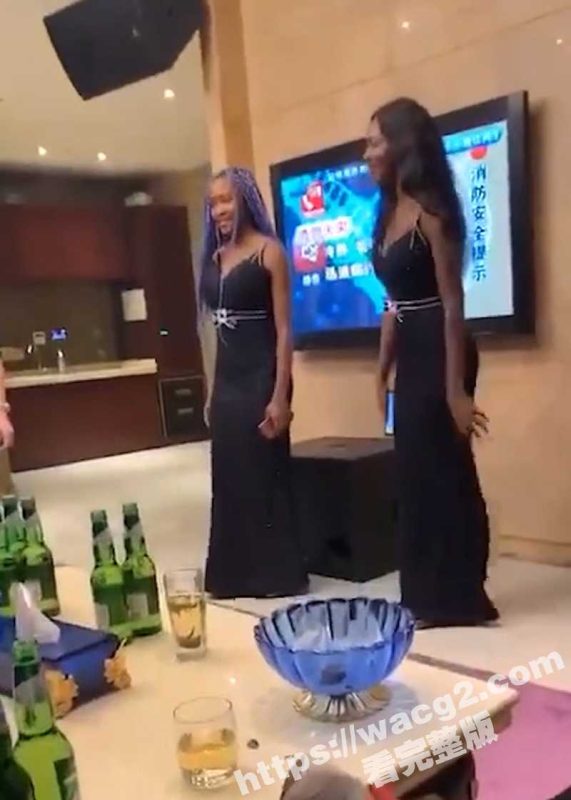 黑妹进军国内公主行业 小哥为国争光 提屌爆操黑珍珠 黑白配的视觉感超级刺激！-51吃瓜网