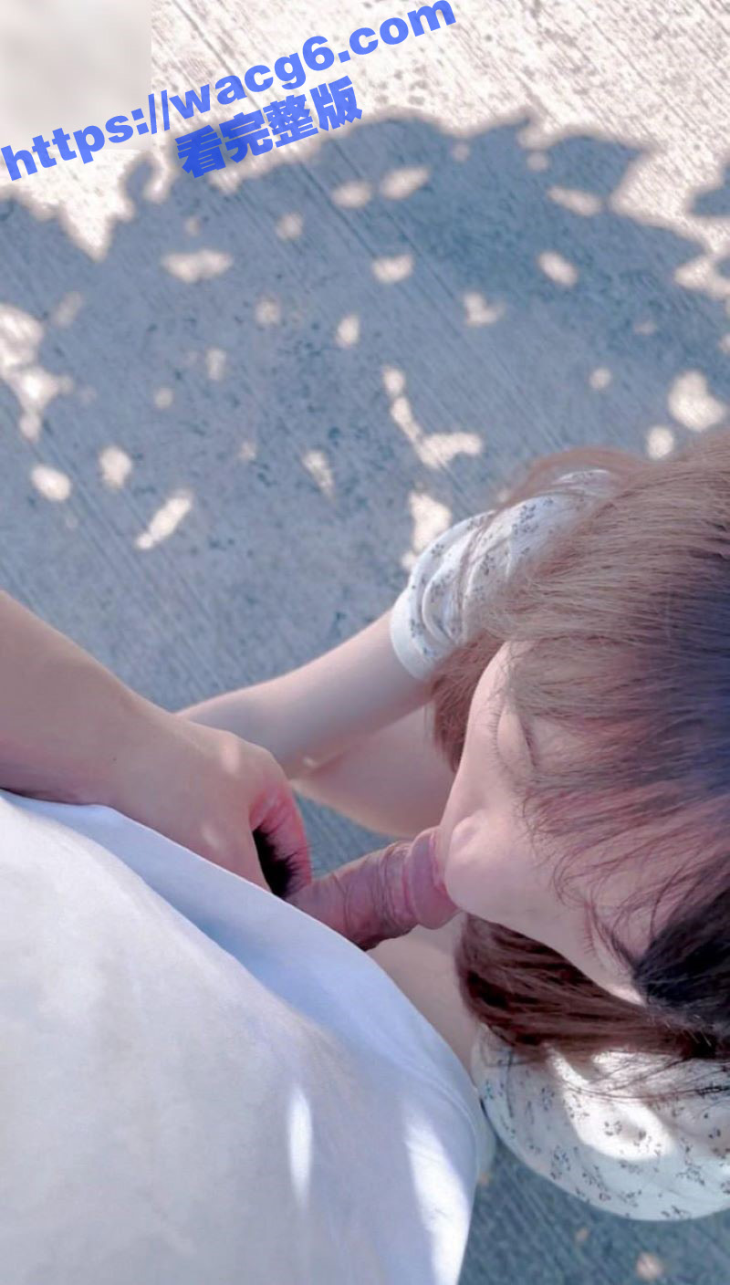 顶着烈日炎炎的太阳 在野外和车上把白虎一线天的小女儿操了 叫声非常大声! - 51吃瓜网-51吃瓜网