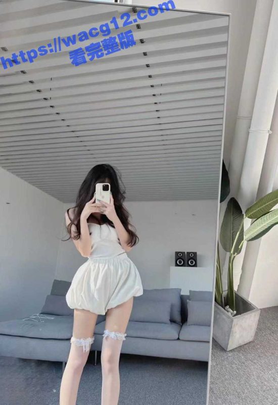 海角大神 善良的小嫂子 新作 大奶嫂子被调教的撅起屁股渴望被插入 骚气外露十分明显！-51吃瓜网