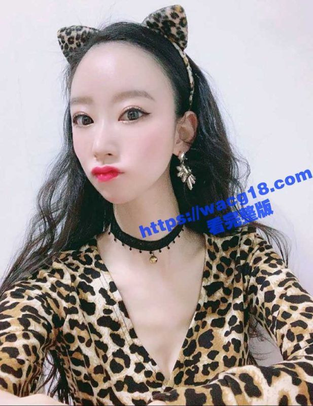 小叔偷情性感嫂子 带嫂子乡下游玩 开民宿爆操肥嫩鲍鱼 拿粗大假屌激情抽插 把嫂子都玩高潮了！-51吃瓜网