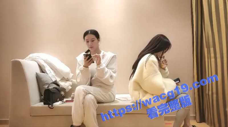 探花双飞两位极品女神！颜值清纯妩媚身材火辣妖娆 酒店上演两女一根 双姝并蒂十分香艳！-51吃瓜网