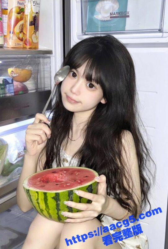 兄妹乱伦！舅舅舅妈不在家 跟表妹连干两炮 浓精灌满无毛白虎 着实让人欲罢不能-51吃瓜网